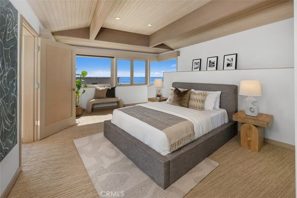 Bedroom, Interior, Recessed Lighting, Water
