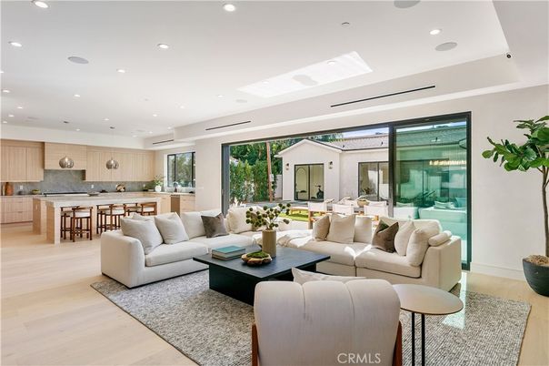 Interior, Kitchen, Living room, Pendant Lights, Recessed Lighting, Wood Texture Flooring