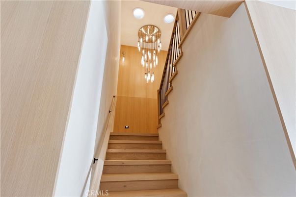 Chandelier, Interior