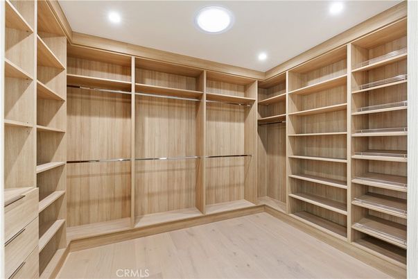 Interior, Recessed Lighting, Walk-in Closets, Wood Texture Flooring