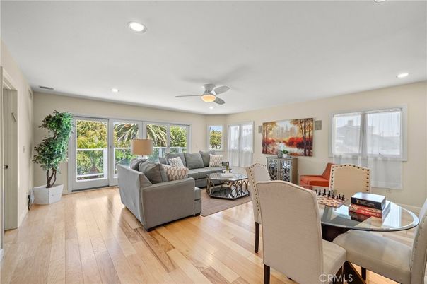 Dining room, Interior, Living room, Recessed Lighting, Wood Texture Flooring
