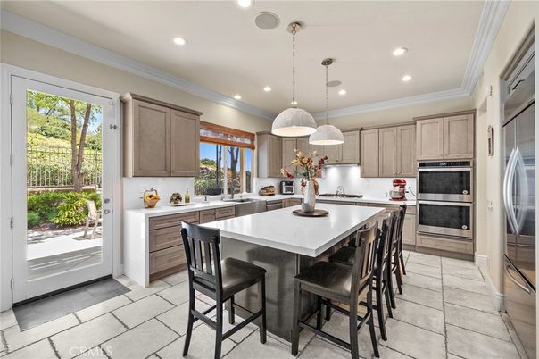 Interior, Kitchen, Pendant Lights, Recessed Lighting, Stainless Steel Appliances