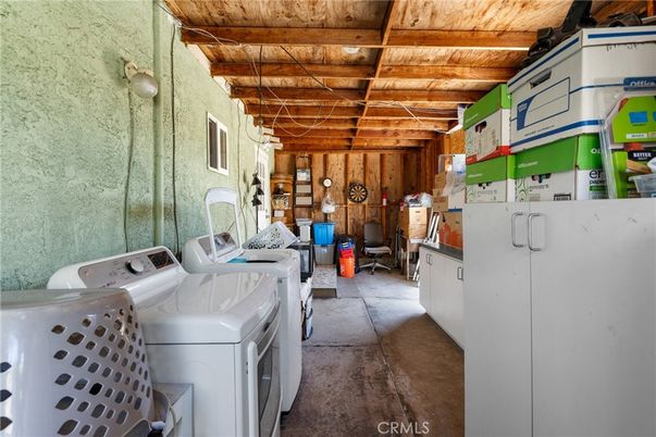 Interior, Washer, Wooden Beams, Wooden Ceilings, Wooden Walls