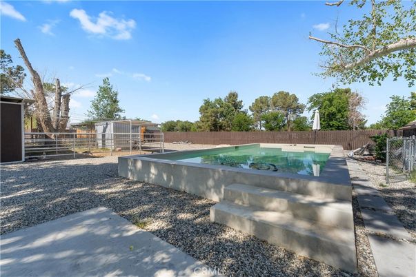 Backyard, Exterior, Hot Tub