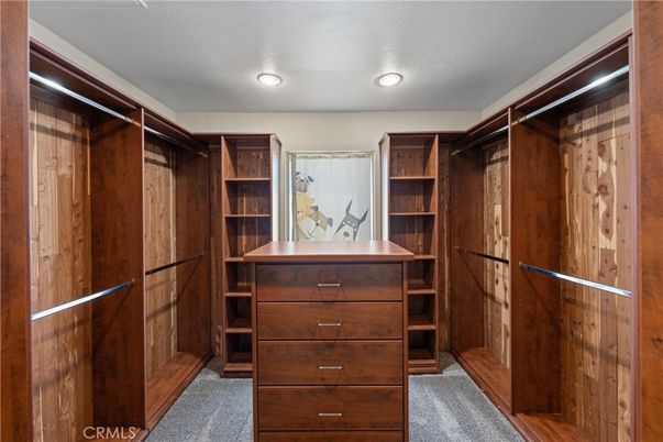 Interior, Recessed Lighting, Walk-in Closets