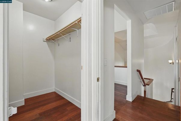 Interior, Walk-in Closets, Wood Texture Flooring