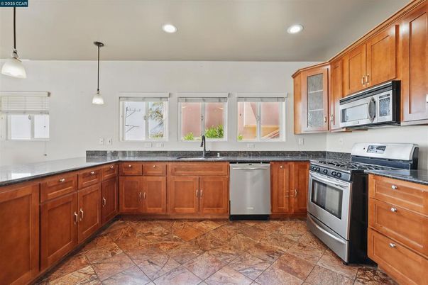 Interior, Kitchen, Pendant Lights, Recessed Lighting, Stainless Steel Appliances