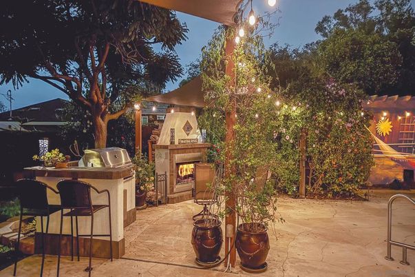 Exterior, Fireplace