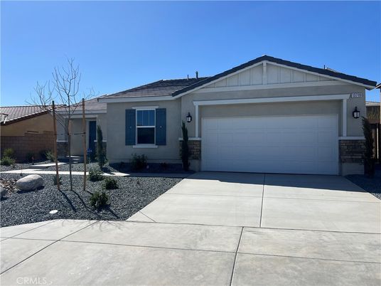 Attached, Exterior, Facade, Ranch