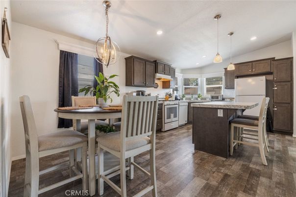 Dining room, Interior, Kitchen, Pendant Lights, Recessed Lighting, Wood Texture Flooring