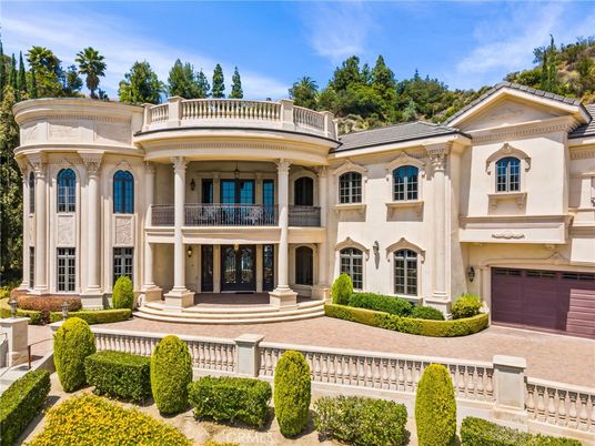 Attached, Exterior, Facade, French Provincial