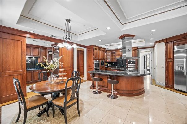 Dining room, Interior, Kitchen, Pendant Lights, Recessed Lighting, Stainless Steel Appliances