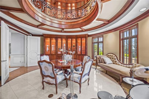 Dining room, Interior, Recessed Lighting