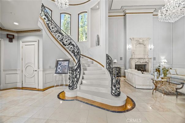 Chandelier, Fireplace, Interior, Living room, Recessed Lighting