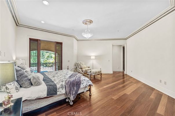 Bedroom, Chandelier, Interior, Recessed Lighting, Wood Texture Flooring