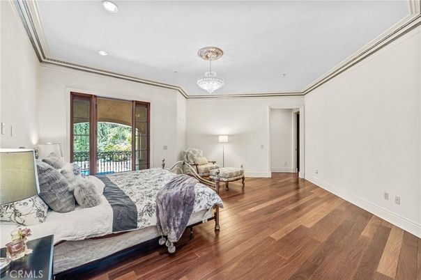 Bedroom, Chandelier, Interior, Recessed Lighting, Wood Texture Flooring