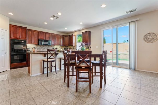 Dining room, Interior, Kitchen, Recessed Lighting