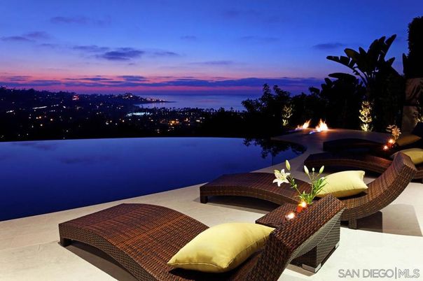 Exterior, Pool, Water