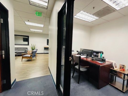 Home Office, Interior, Recessed Lighting, Wood Texture Flooring