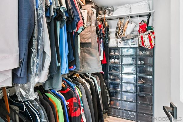 Interior, Walk-in Closets