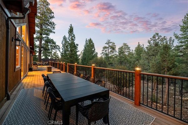 Exterior, Wood Texture Flooring