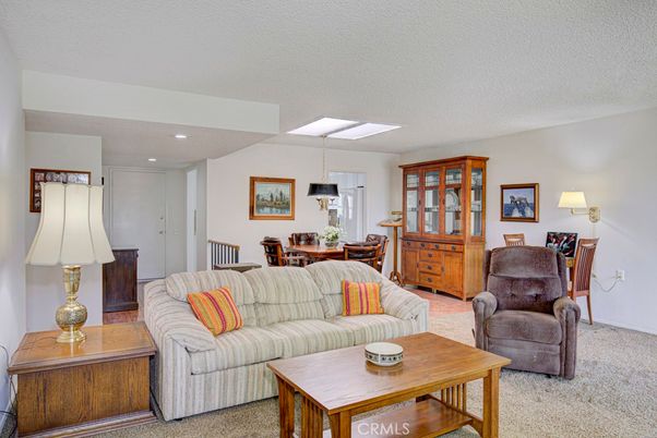 Dining room, Interior, Living room, Pendant Lights, Recessed Lighting