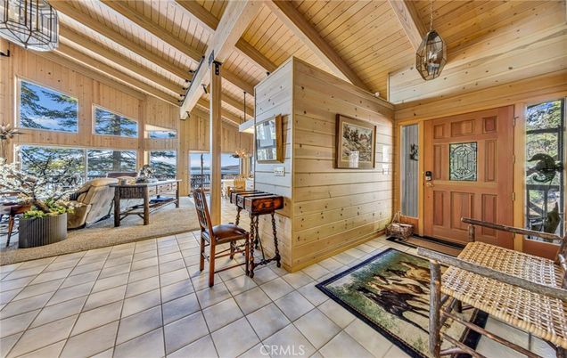 Dining room, Interior, Pendant Lights, Wooden Beams, Wooden Ceilings, Wooden Walls