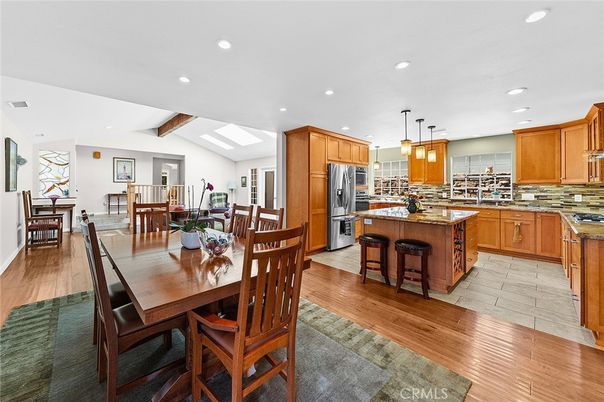 Dining room, Interior, Kitchen, Pendant Lights, Recessed Lighting, Wood Texture Flooring