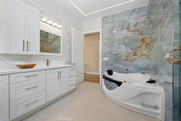 Bathroom, Dual Sink Vanities, Glass Shower, Interior