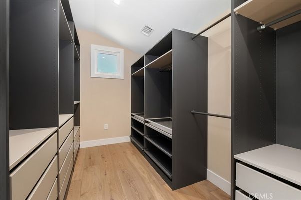 Interior, Walk-in Closets, Wood Texture Flooring