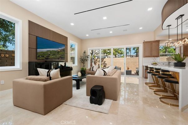 Interior, Kitchen, Living room, Pendant Lights, Recessed Lighting