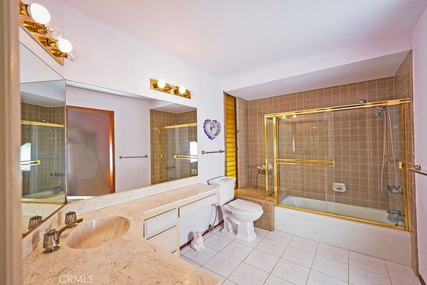 Bathroom, Dual Sink Vanities, Glass Shower, Interior