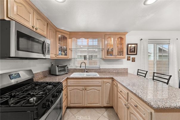 Dining room, Interior, Kitchen, Recessed Lighting