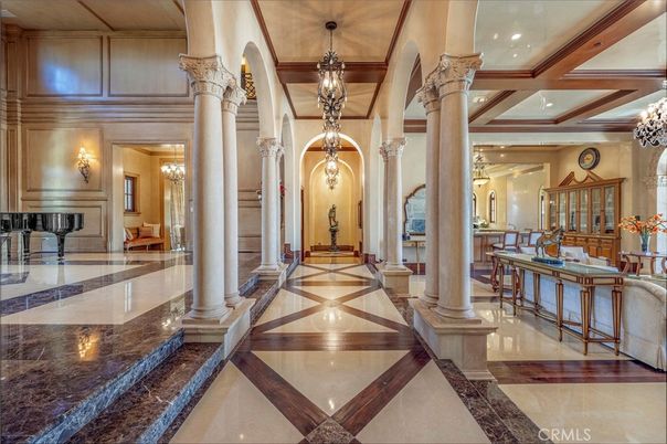 Chandelier, Interior, Pendant Lights, Recessed Lighting, Wooden Beams