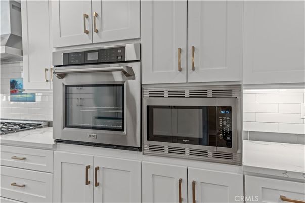 Interior, Kitchen, Stainless Steel Appliances