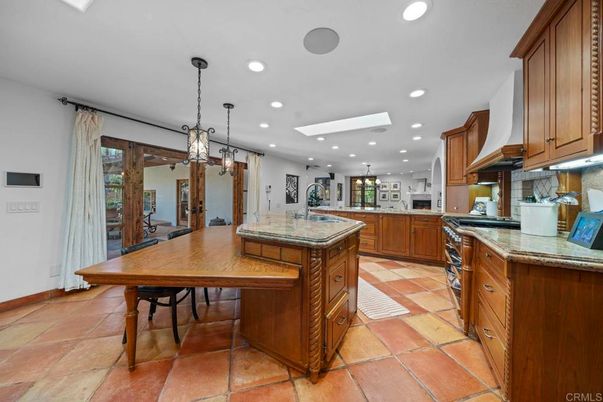 Chandelier, Dining room, Interior, Kitchen, Pendant Lights, Recessed Lighting