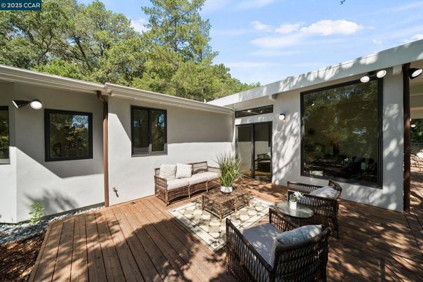 Exterior, Wood Texture Flooring