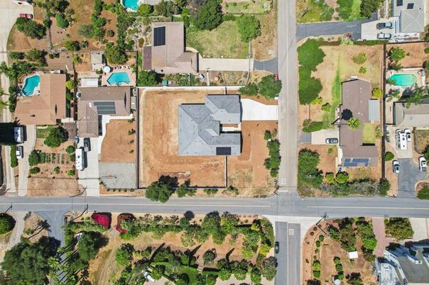Exterior, Drone