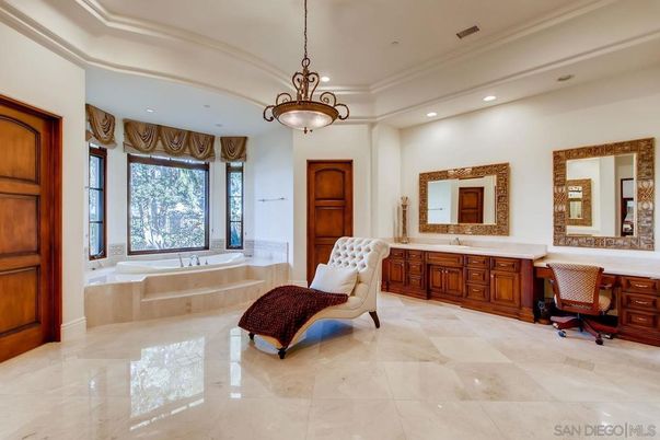 Bathroom, Home Office, Interior, Pendant Lights, Recessed Lighting