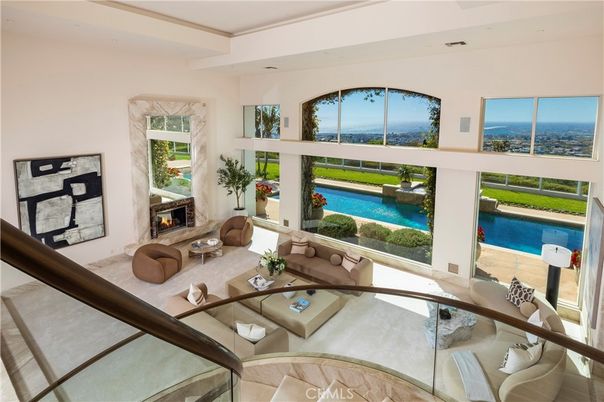 Fireplace, Interior, Living room, Water