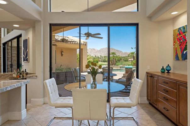 Dining room, Interior, Recessed Lighting