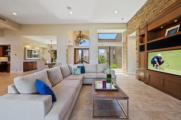 Dining room, Interior, Living room, Pendant Lights, Recessed Lighting, Stone Walls