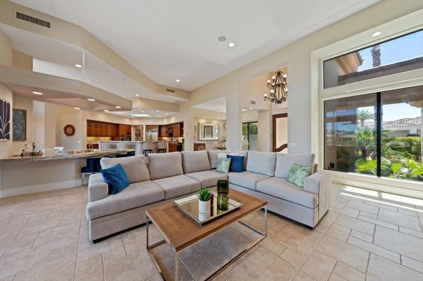 Chandelier, Interior, Kitchen, Living room, Recessed Lighting, Stainless Steel Appliances