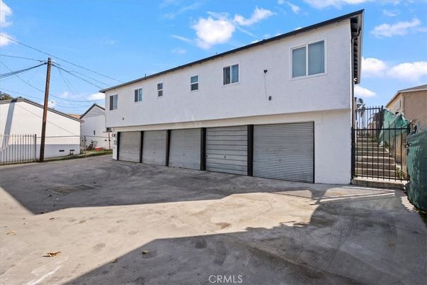 Detached Garage, Exterior