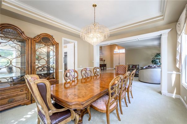 Chandelier, Dining room, Interior, Living room