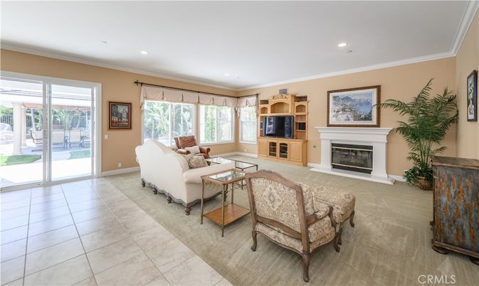 Fireplace, Interior, Living room, Recessed Lighting