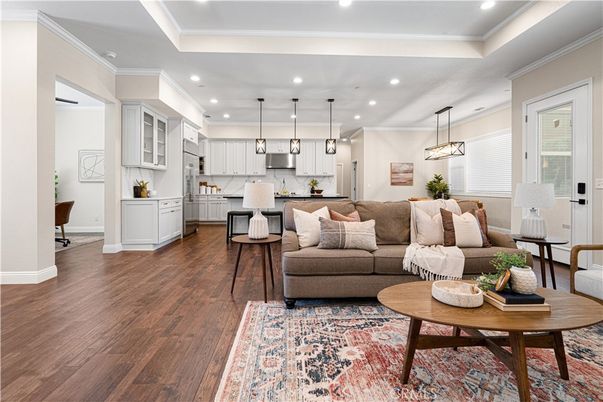 Dining room, Interior, Kitchen, Living room, Pendant Lights, Recessed Lighting, Wood Texture Flooring