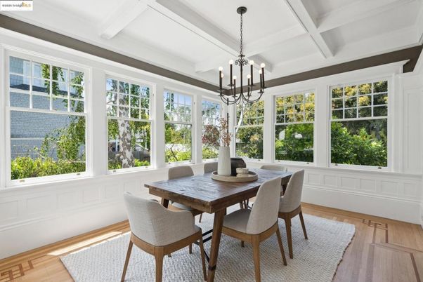 Chandelier, Dining room, Interior, Wood Texture Flooring