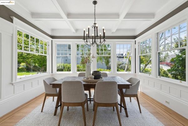 Chandelier, Dining room, Interior, Water, Wood Texture Flooring