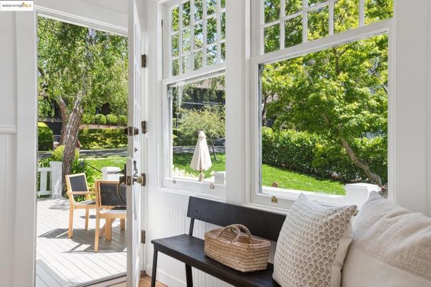 Interior, Sun Room, Wood Texture Flooring